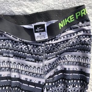Nike hyperwarm pro leggings